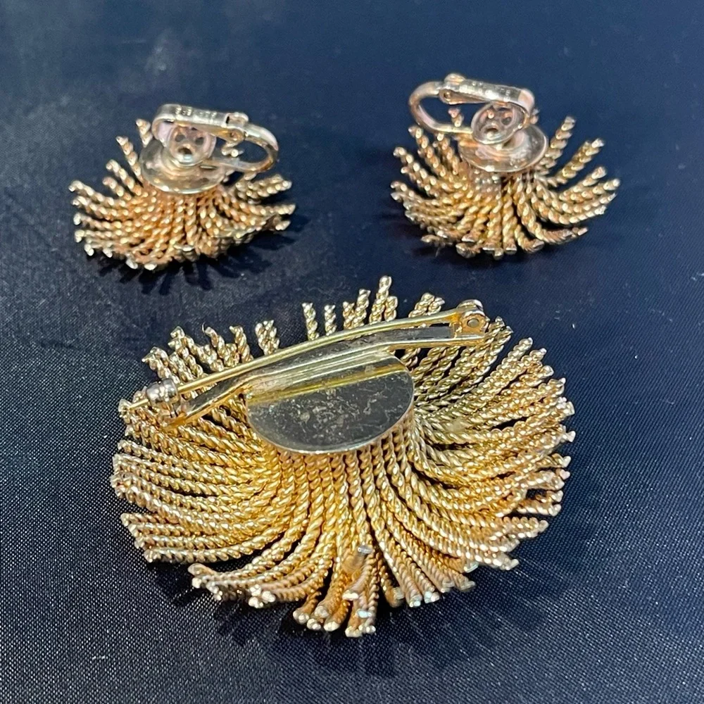 Vintage 60s Bergère MCM Tassel Sun Star Burst Brooch Clip Earrings Parure Set